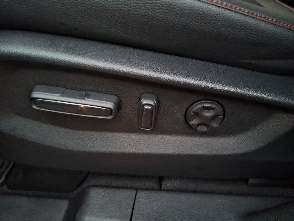 Thumbnail: 2023 Honda Odyssey - 17