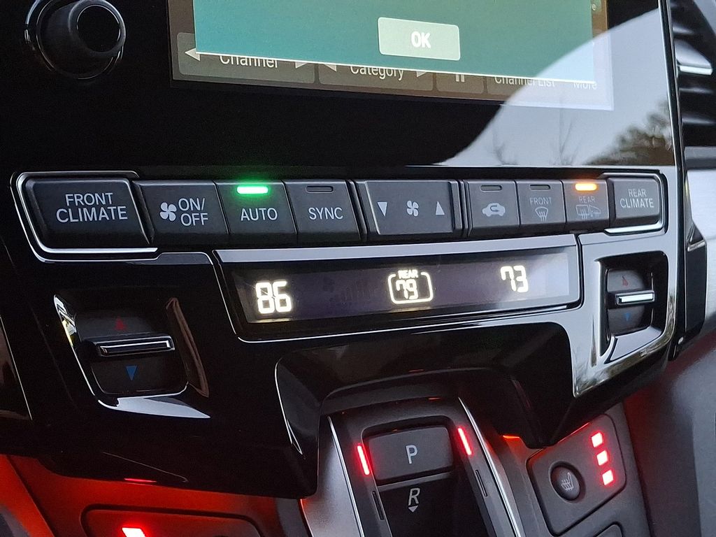 Thumbnail: 2023 Honda Odyssey - 8