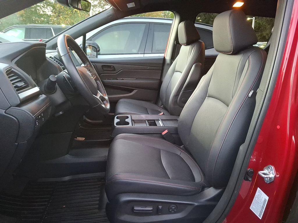 Thumbnail: 2023 Honda Odyssey - 6