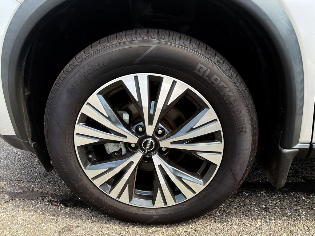 Thumbnail: 2023 Nissan Rogue - 8
