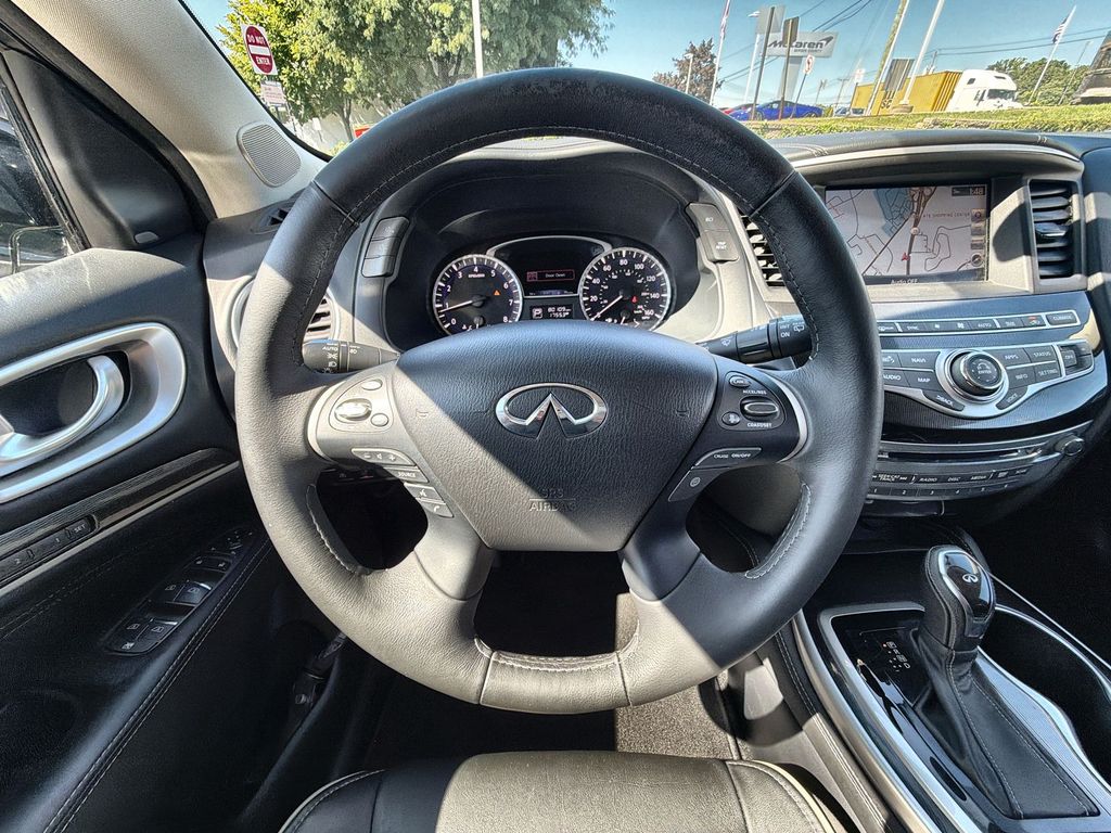 Thumbnail: 2019 INFINITI QX60 - 10