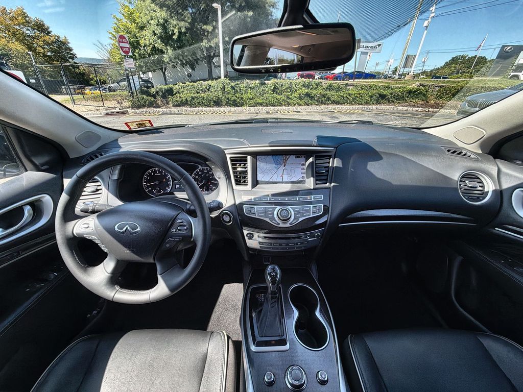Thumbnail: 2019 INFINITI QX60 - 2
