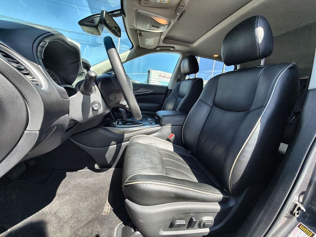 Thumbnail: 2019 INFINITI QX60 - 12