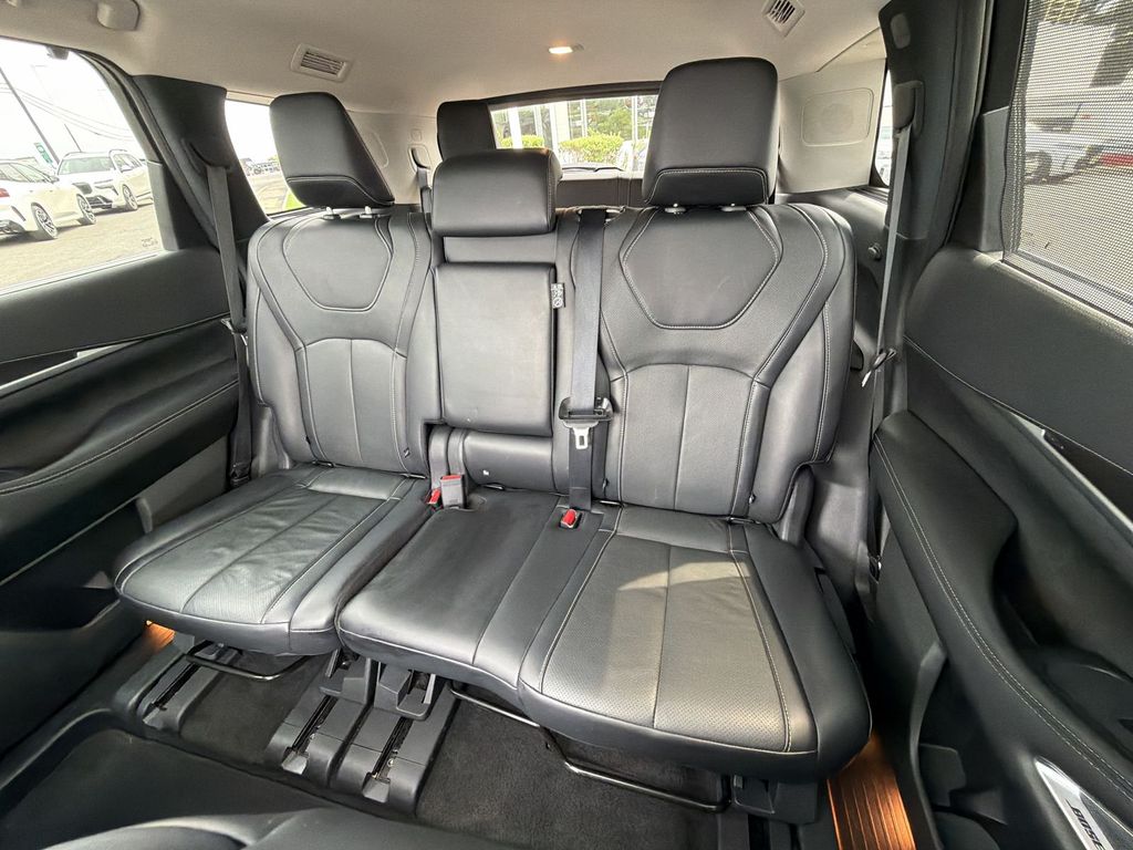 Thumbnail: 2023 INFINITI QX60 - 28