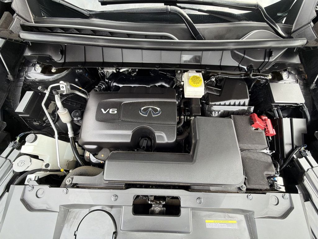 Thumbnail: 2023 INFINITI QX60 - 9