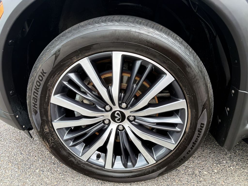 Thumbnail: 2023 INFINITI QX60 - 8