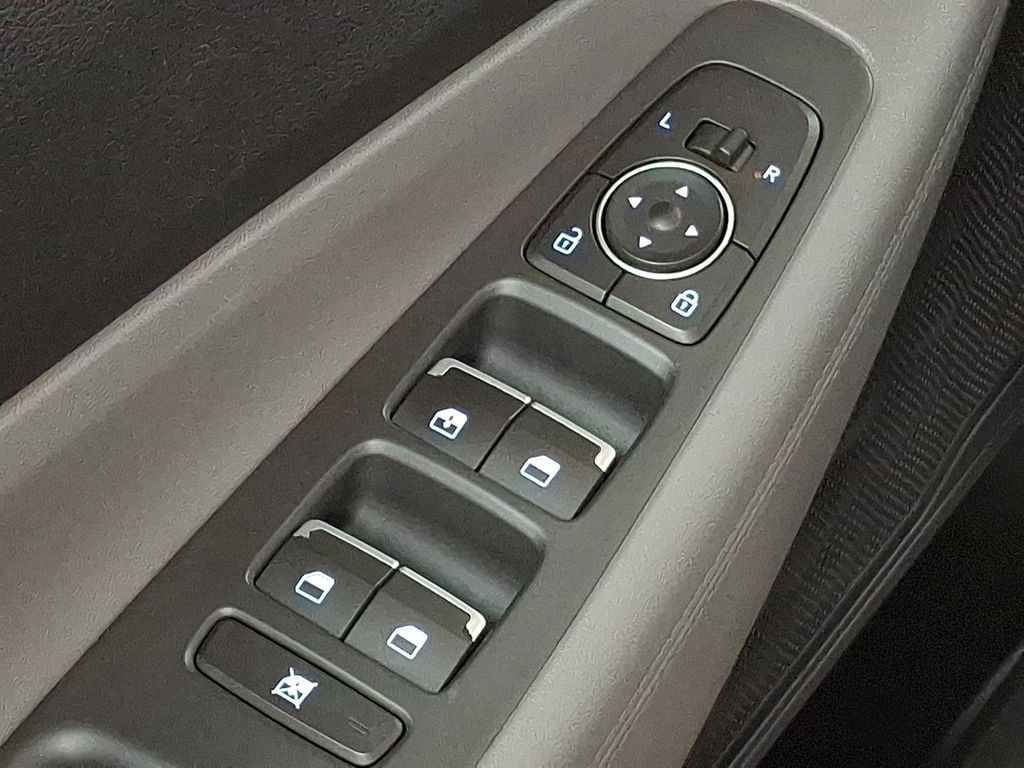 Thumbnail: 2020 Hyundai Santa Fe - 27