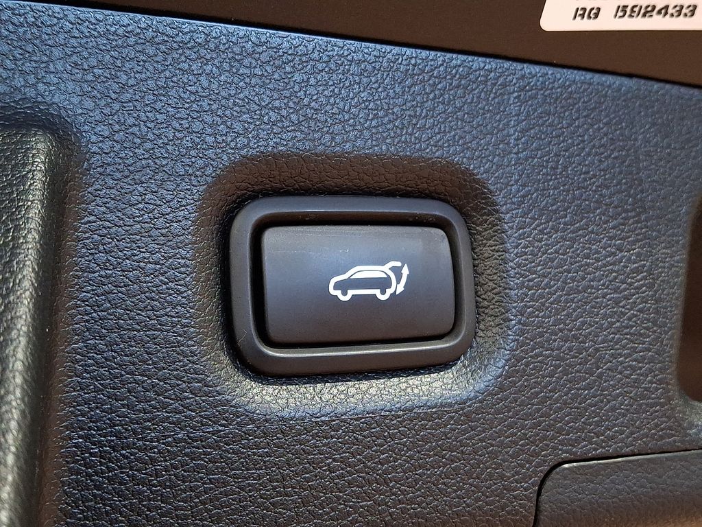 Thumbnail: 2023 Hyundai Santa Fe - 29