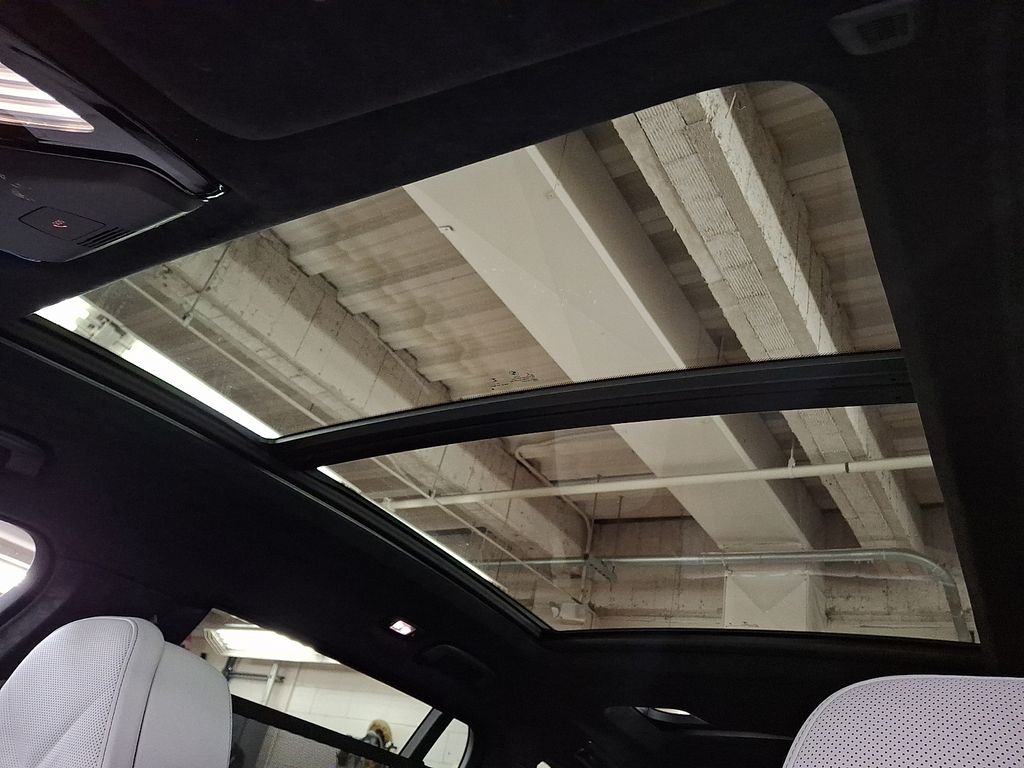Thumbnail: 2024 BMW X7 - 18