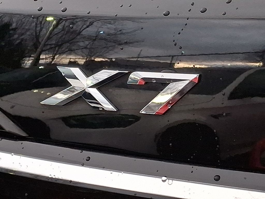 Thumbnail: 2023 BMW X7 - 28