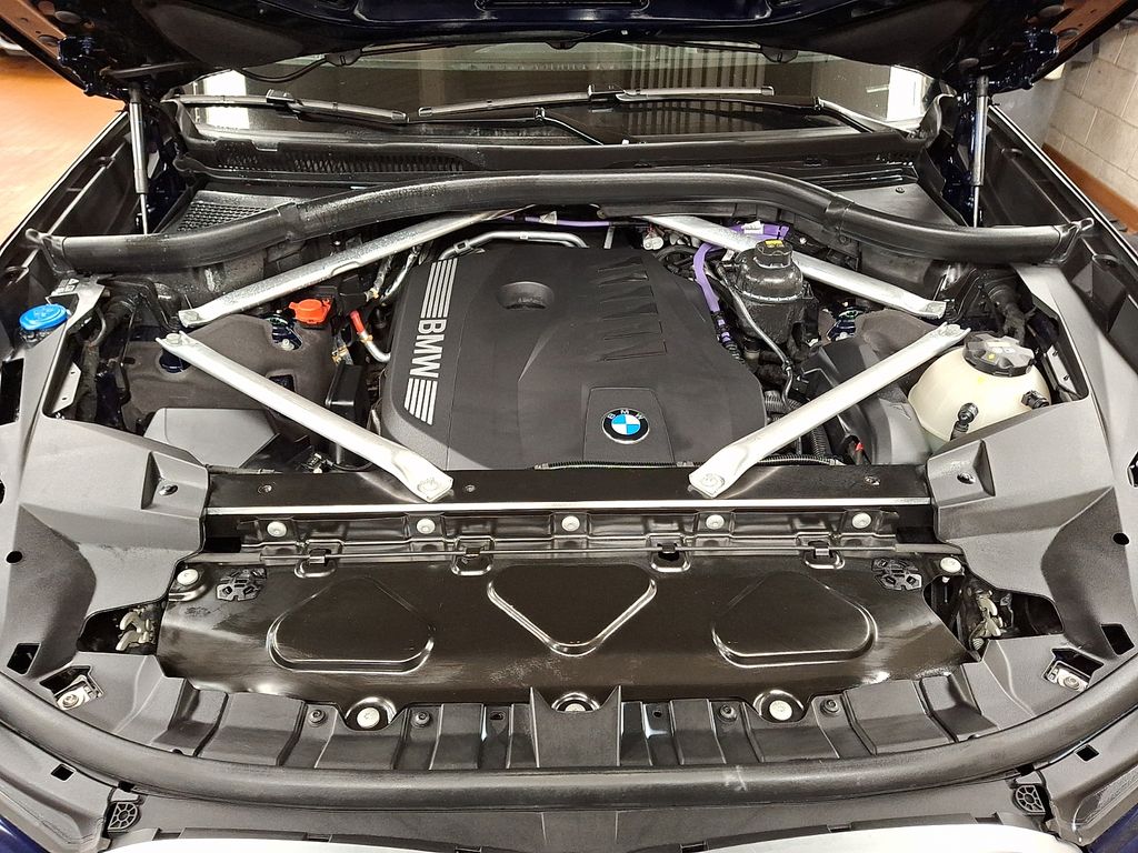 Thumbnail: 2023 BMW X7 - 6