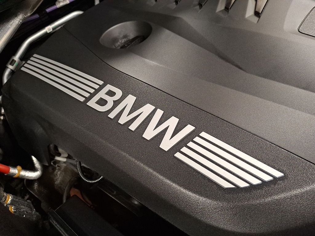 Thumbnail: 2023 BMW X7 - 4