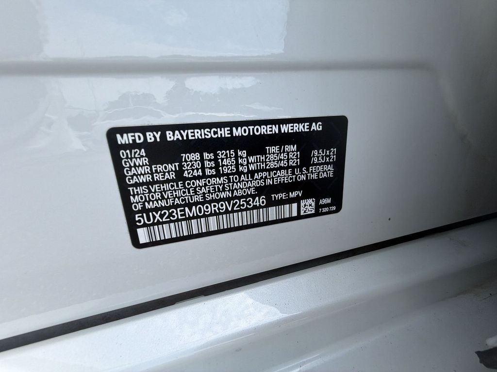 Thumbnail: 2024 BMW X7 - 18
