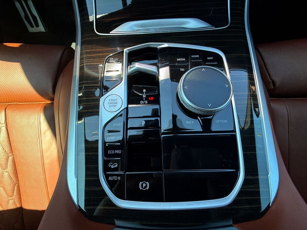 Thumbnail: 2024 BMW X5 - 17