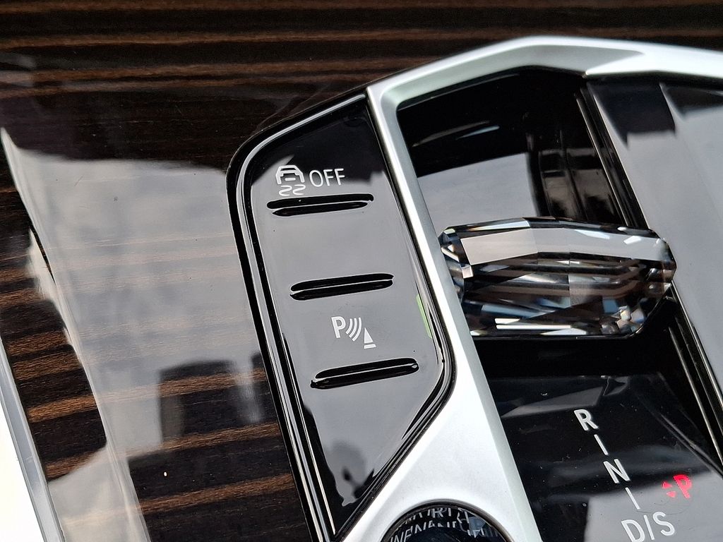 Thumbnail: 2025 BMW X5 - 21