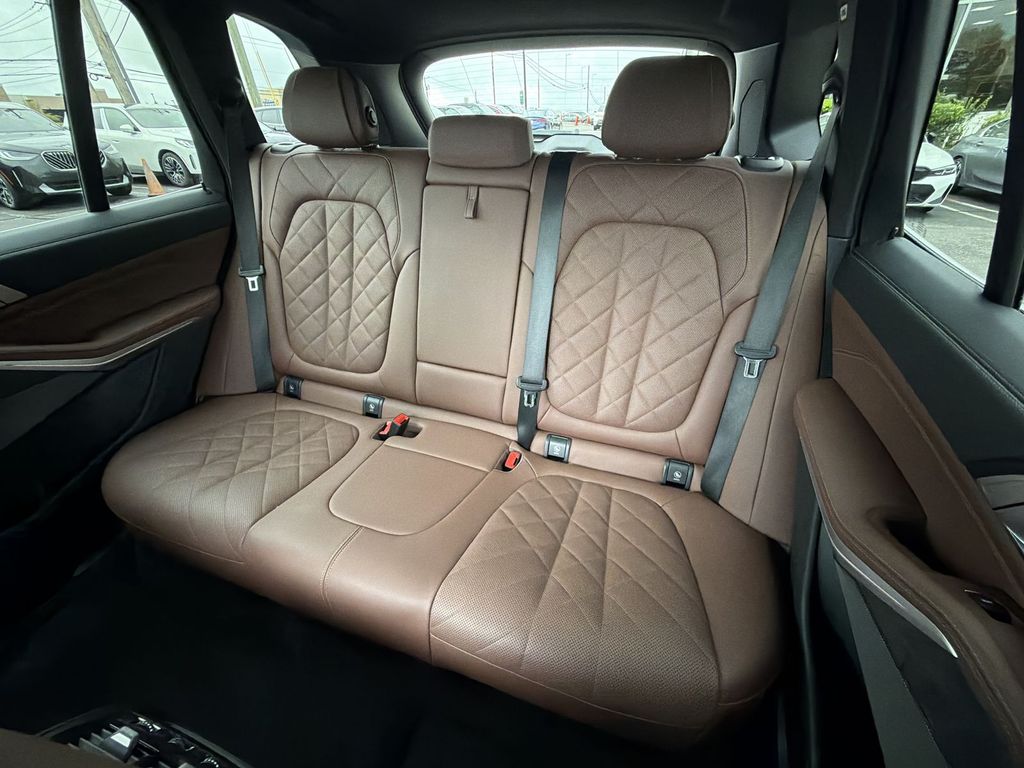 Thumbnail: 2024 BMW X5 - 28