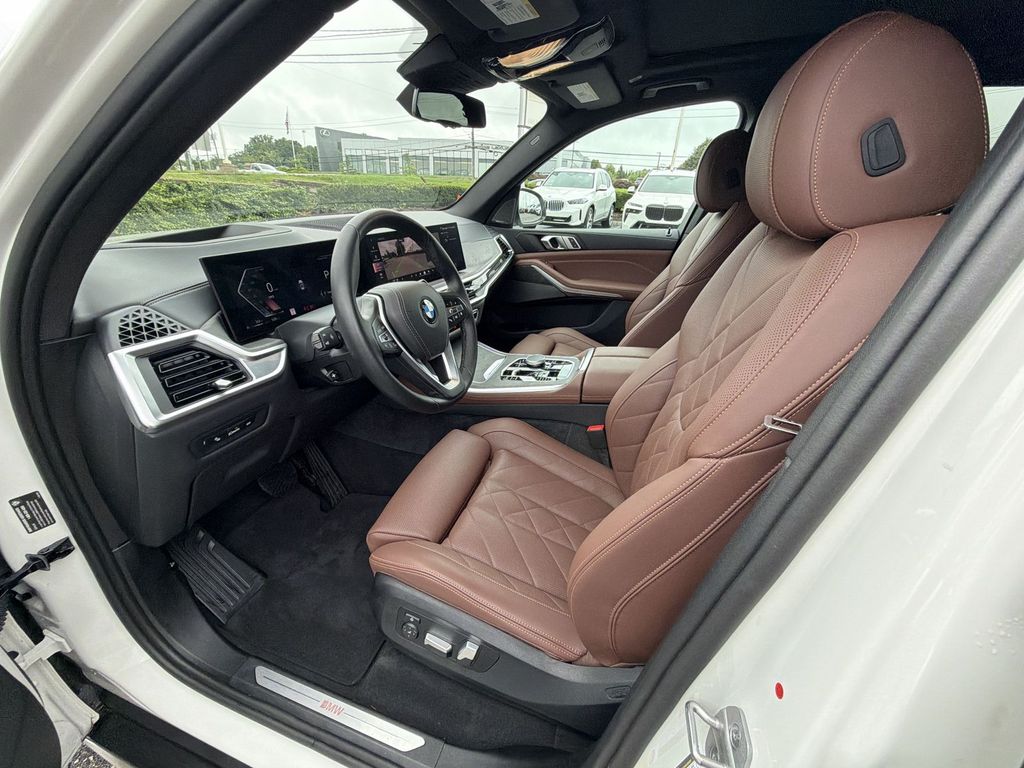 Thumbnail: 2024 BMW X5 - 23