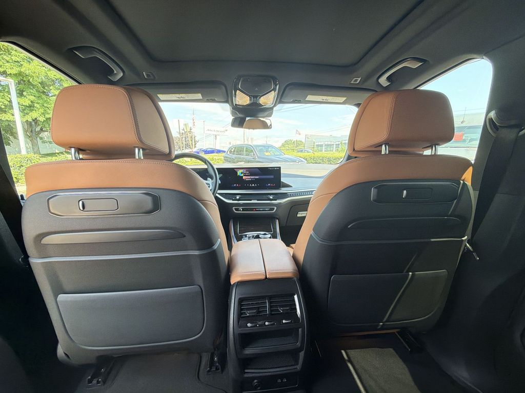Thumbnail: 2024 BMW X5 - 13