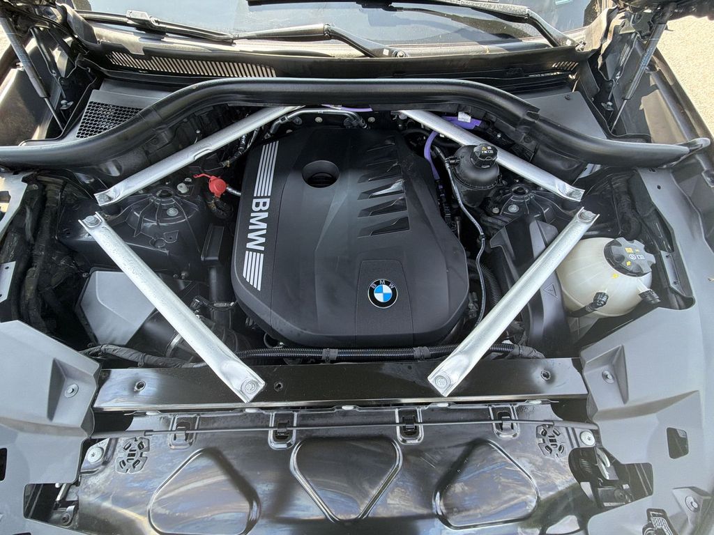 Thumbnail: 2024 BMW X5 - 9