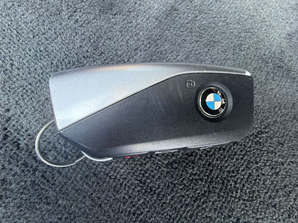 Thumbnail: 2024 BMW X5 - 16