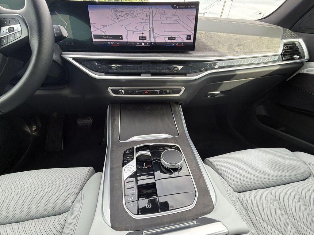 Thumbnail: 2024 BMW X5 - 15