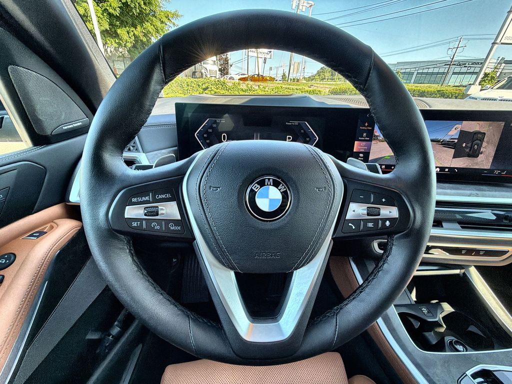 Thumbnail: 2024 BMW X5 - 9