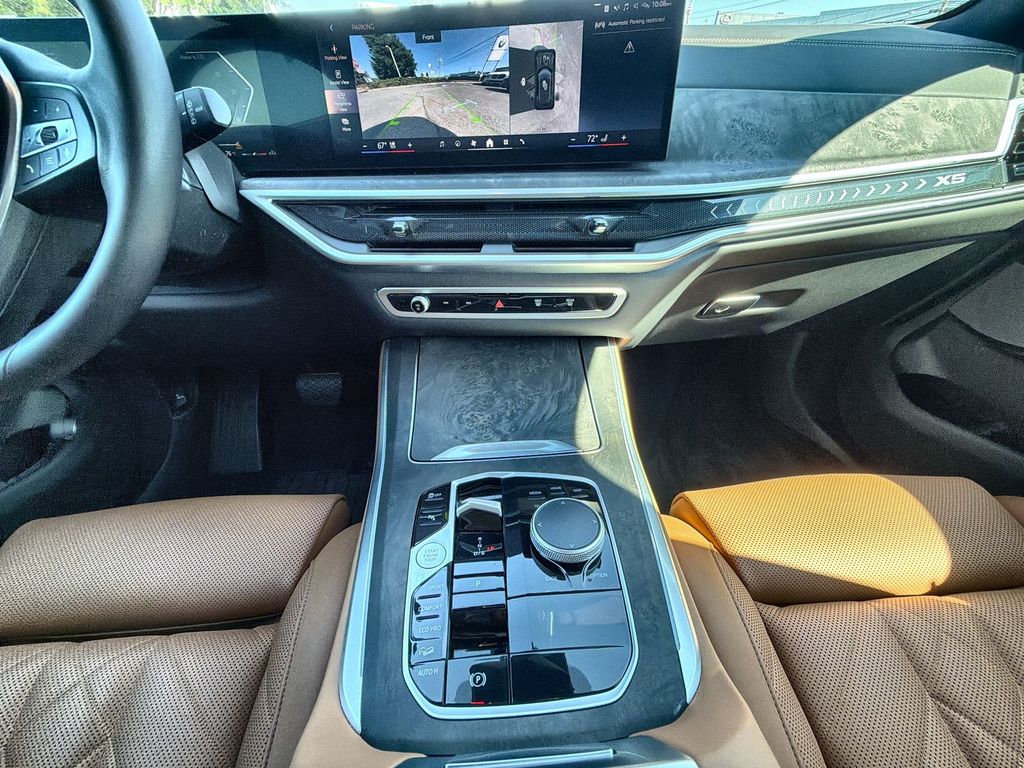 Thumbnail: 2024 BMW X5 - 13