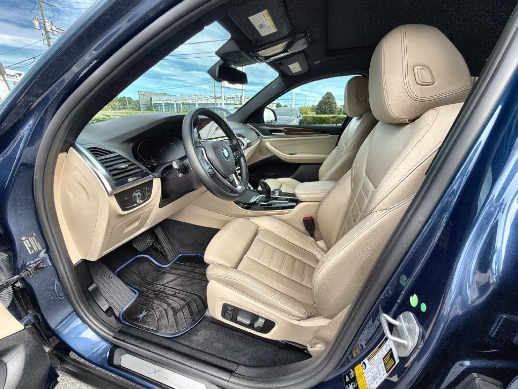 Thumbnail: 2021 BMW X4 - 11