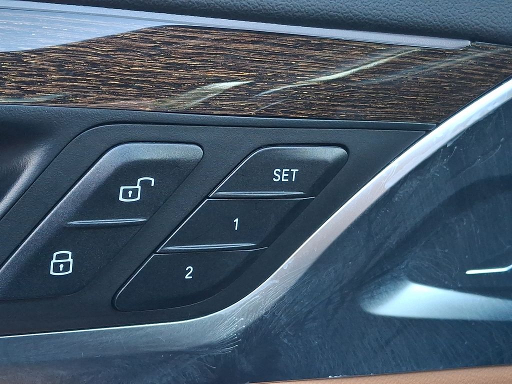 Thumbnail: 2025 BMW X4 - 28