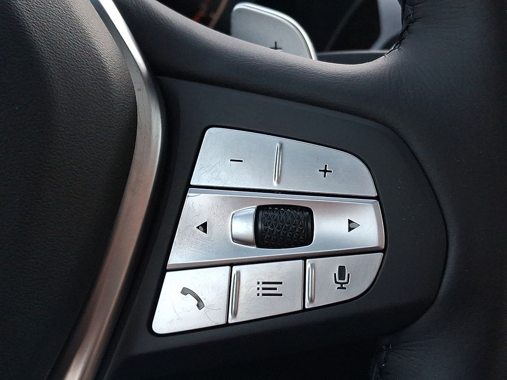 Thumbnail: 2025 BMW X4 - 21