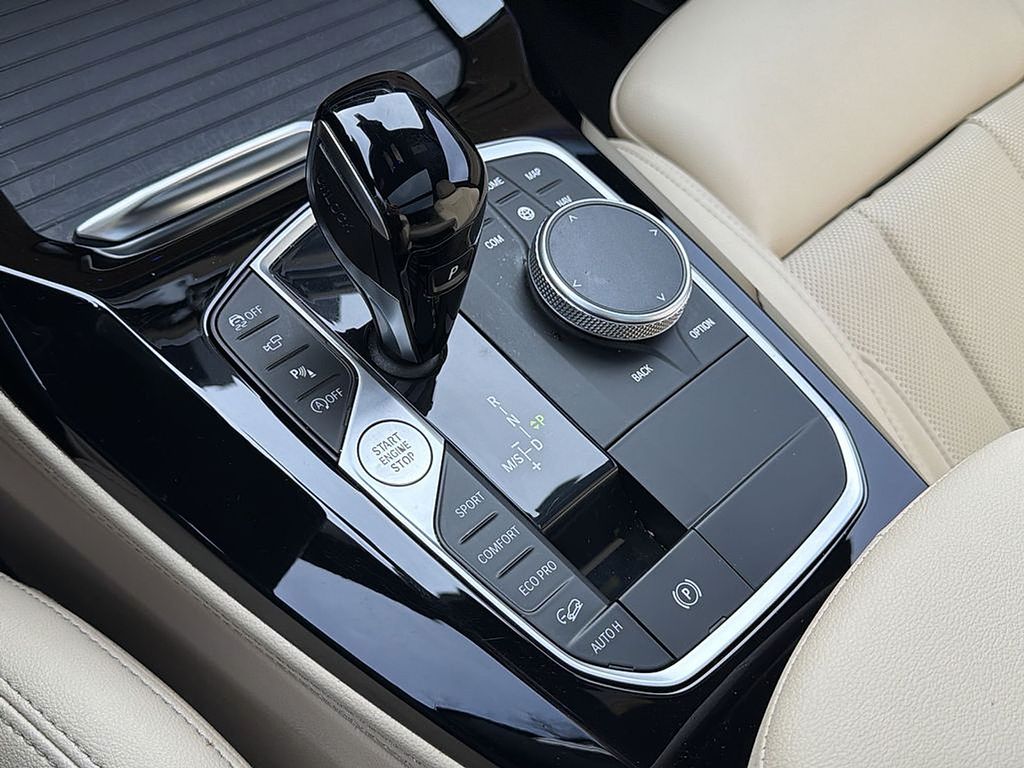 Thumbnail: 2022 BMW X4 - 15