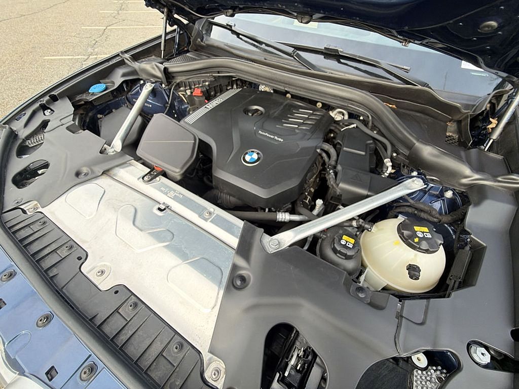 Thumbnail: 2022 BMW X4 - 9