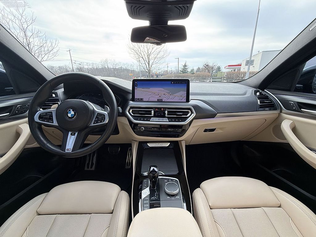 Thumbnail: 2022 BMW X4 - 2