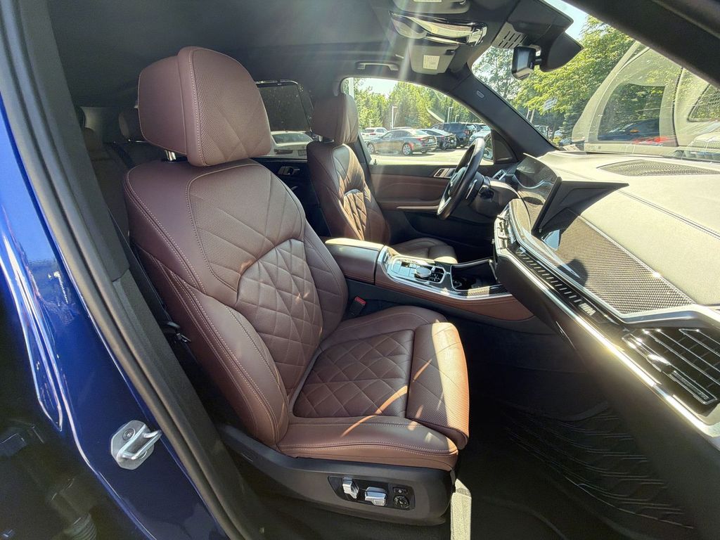 Thumbnail: 2024 BMW X5 - 29