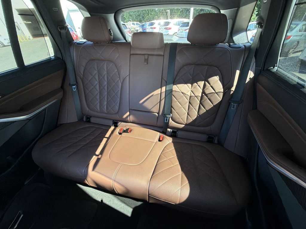 Thumbnail: 2024 BMW X5 - 28