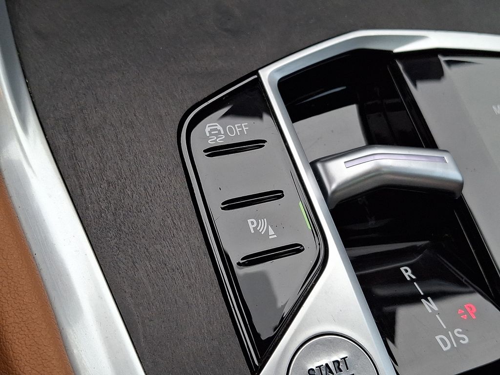 Thumbnail: 2024 BMW X6 - 22