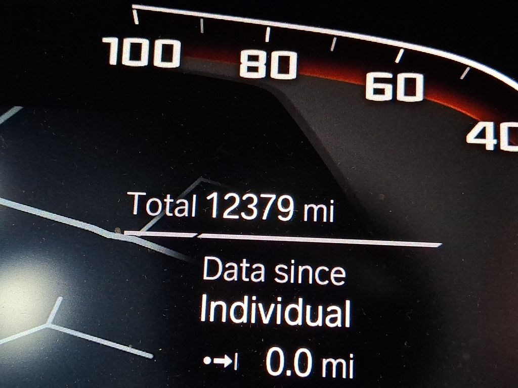 Thumbnail: 2025 BMW X4 - 11