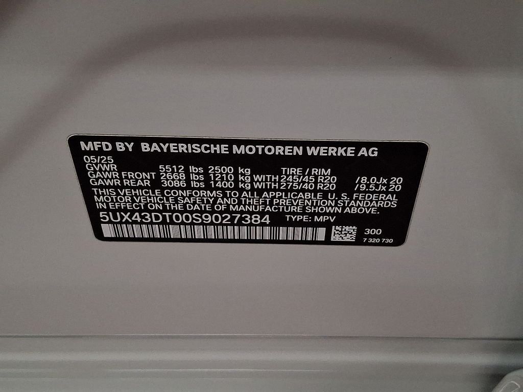 Thumbnail: 2025 BMW X4 - 12