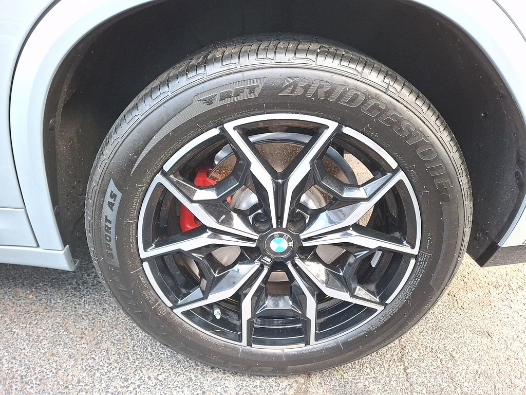 Thumbnail: 2025 BMW X4 - 5