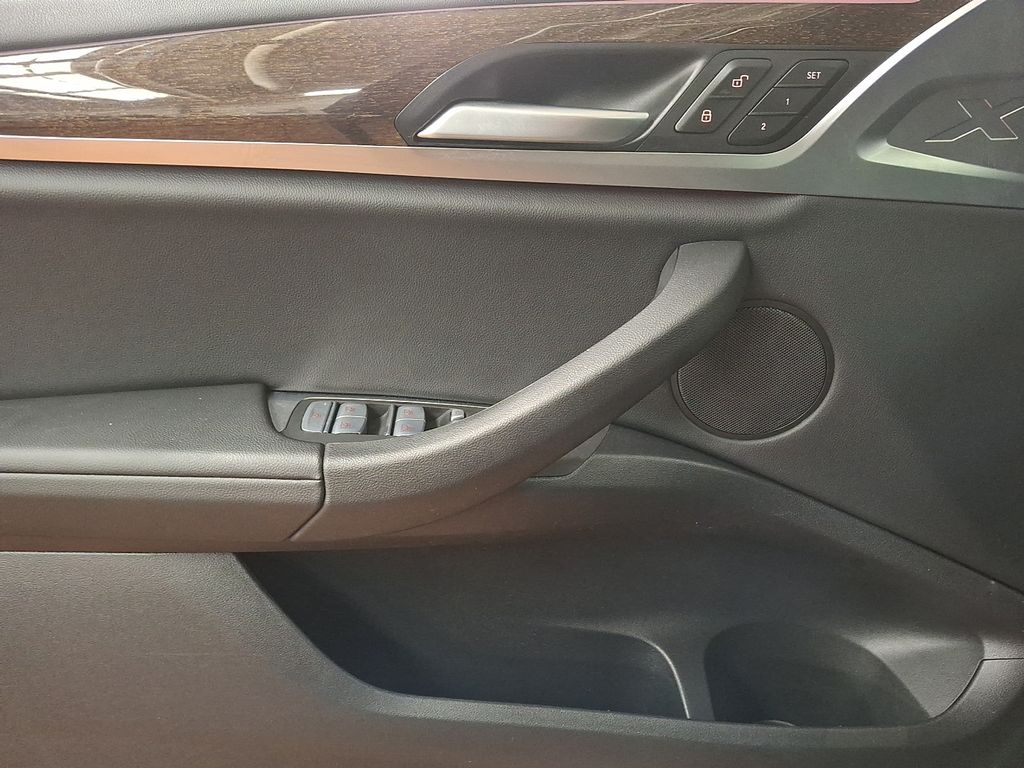 Thumbnail: 2023 BMW X3 - 14