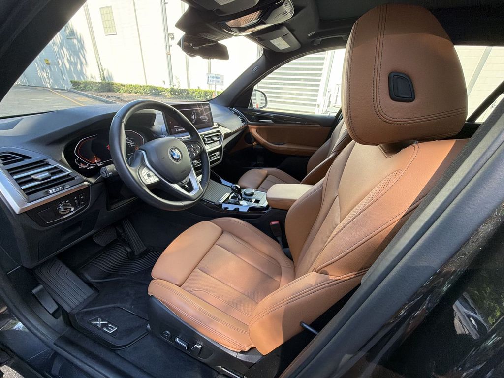 Thumbnail: 2024 BMW X3 - 11