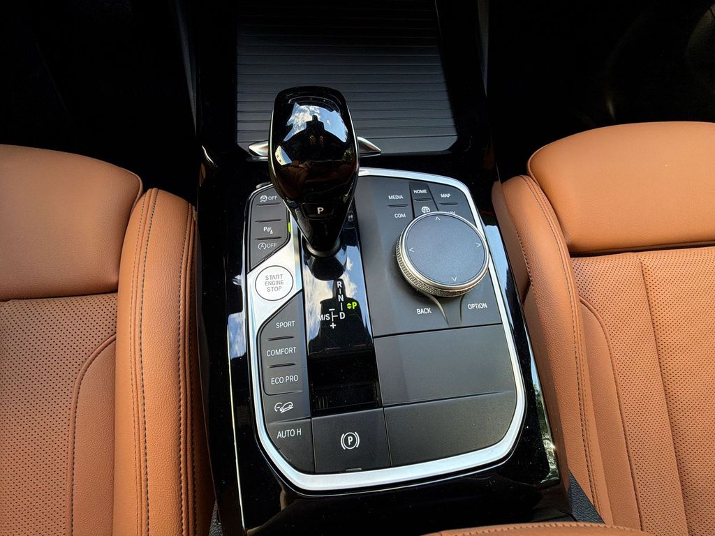 Thumbnail: 2024 BMW X3 - 15