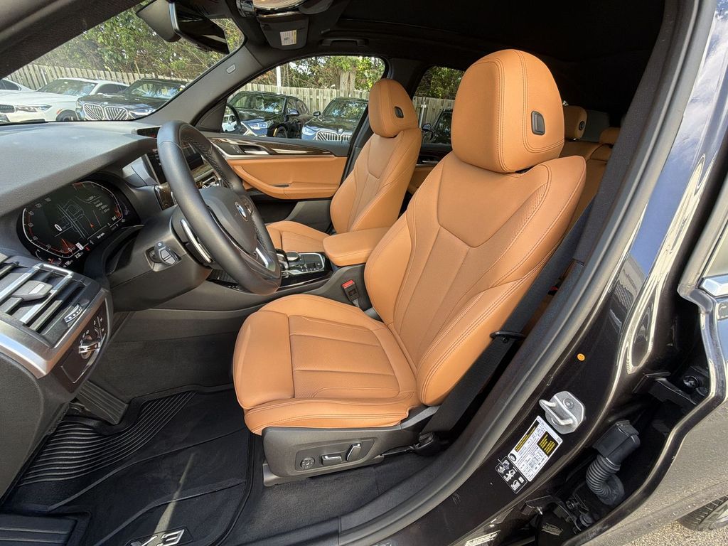 Thumbnail: 2024 BMW X3 - 12
