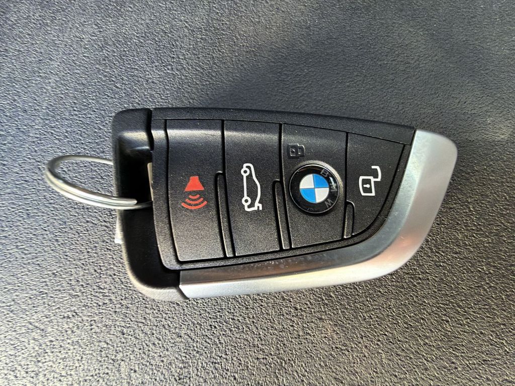 Thumbnail: 2024 BMW X3 - 18