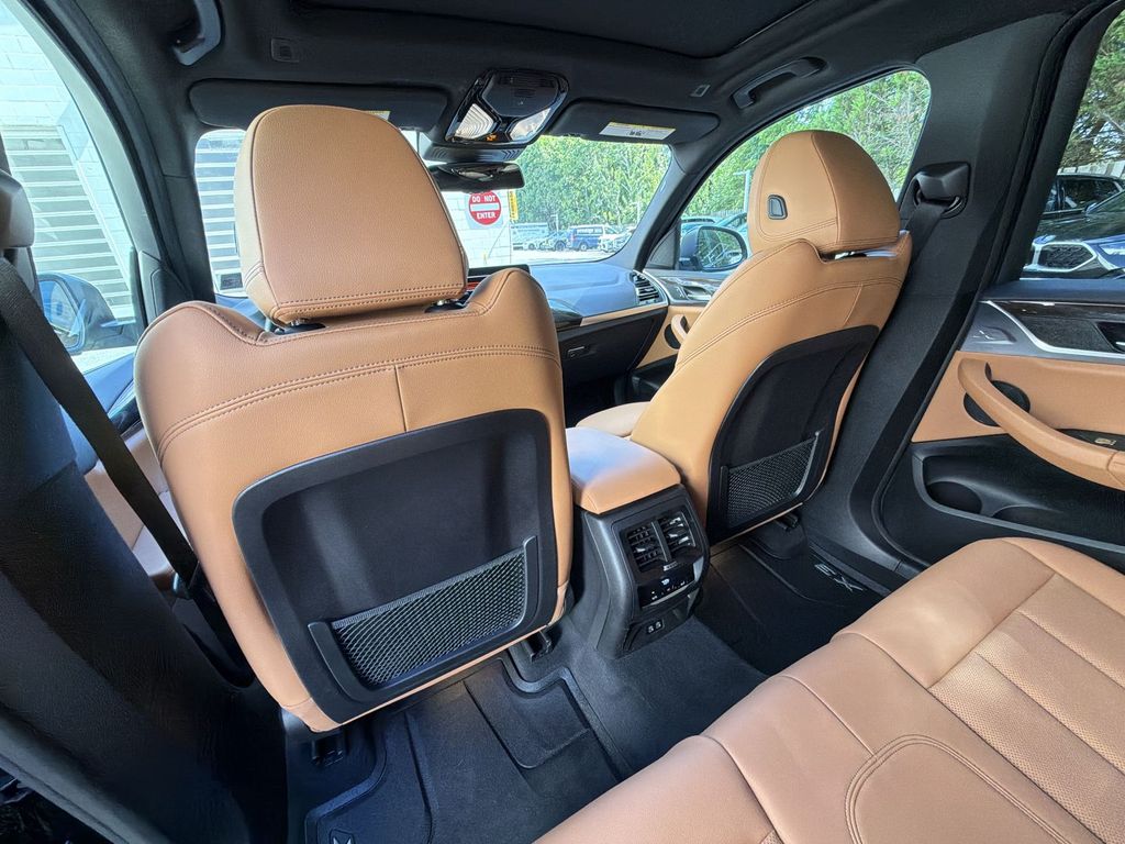 Thumbnail: 2024 BMW X3 - 13