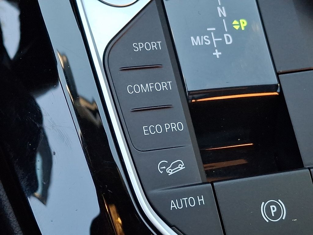 Thumbnail: 2022 BMW X3 - 25