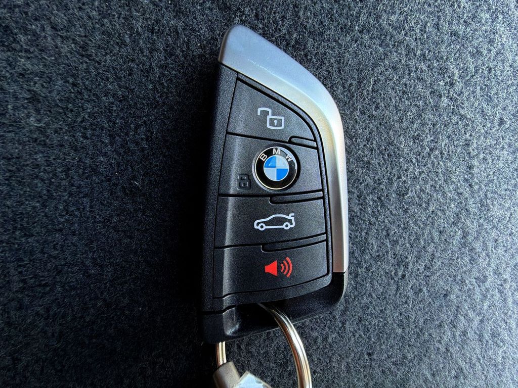 Thumbnail: 2023 BMW X3 - 17