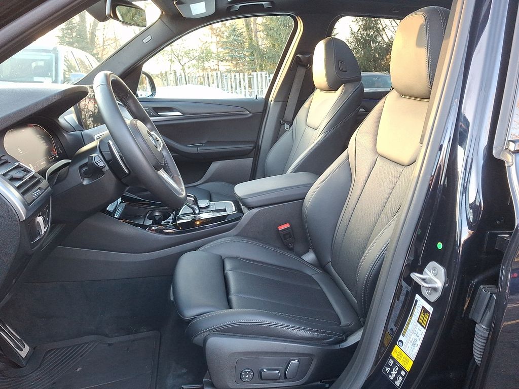 Thumbnail: 2024 BMW X3 - 6