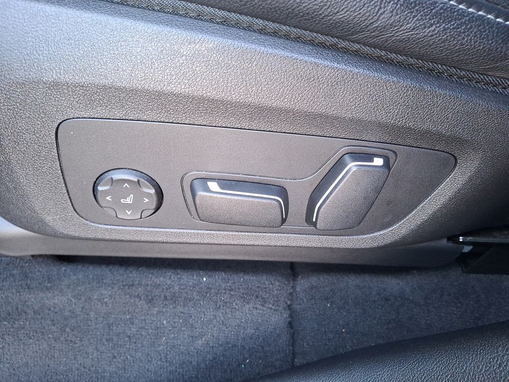 Thumbnail: 2024 BMW X3 - 16