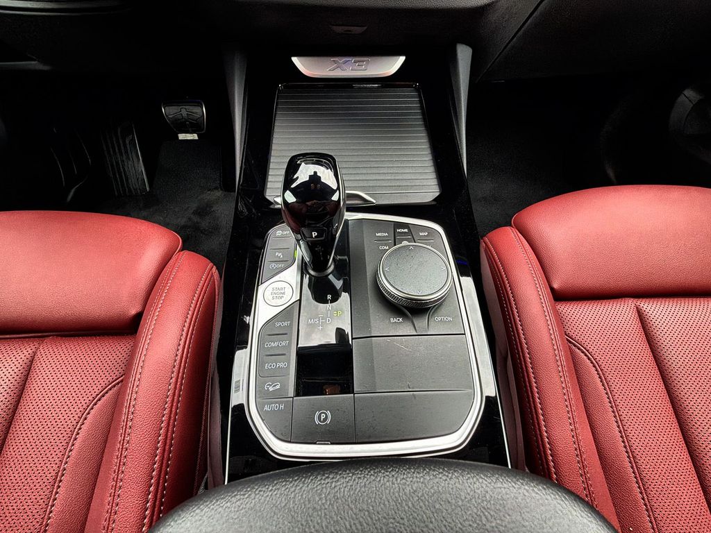 Thumbnail: 2024 BMW X3 - 15